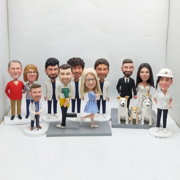 Custom personalized couple bobbleheads,custom anniversary gifts,personalized figurines, fully custom from photos, great gift for any holiday